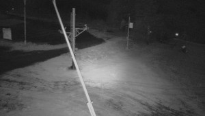 Skiareál Troják - Otočná kamera, svah A - 3.11.2025 v 21:00 Skiareál Troják - Otočná kamera, svah A - 3.11.2025 v 21:00