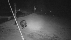 Skiareál Troják - Otočná kamera, svah A - 15.11.2025 v 01:00 Skiareál Troják - Otočná kamera, svah A - 15.11.2025 v 01:00