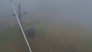 Skiareál Troják - Otočná kamera, svah A - 15.11.2025 v 08:30 Skiareál Troják - Otočná kamera, svah A - 15.11.2025 v 08:30