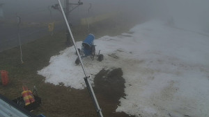 Skiareál Troják - Otočná kamera, svah A - 13.12.2025 v 12:30 Skiareál Troják - Otočná kamera, svah A - 13.12.2025 v 12:30