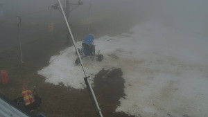 Skiareál Troják - Otočná kamera, svah A - 13.12.2025 v 14:00 Skiareál Troják - Otočná kamera, svah A - 13.12.2025 v 14:00