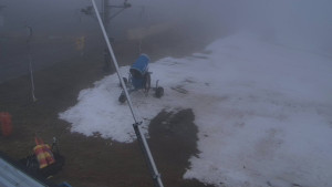 Skiareál Troják - Otočná kamera, svah A - 13.12.2025 v 16:00 Skiareál Troják - Otočná kamera, svah A - 13.12.2025 v 16:00