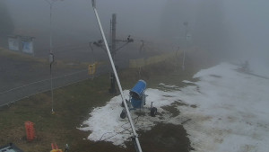 Skiareál Troják - Otočná kamera, svah A - 19.12.2025 v 14:30 Skiareál Troják - Otočná kamera, svah A - 19.12.2025 v 14:30