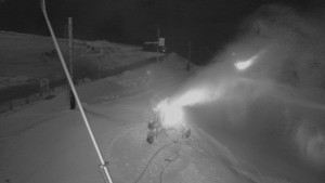 Skiareál Troják - Otočná kamera, svah A - 3.1.2026 v 01:30 Skiareál Troják - Otočná kamera, svah A - 3.1.2026 v 01:30