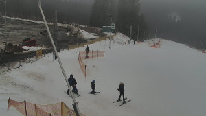 Skiareál Troják - Otočná kamera, svah A - 16.1.2026 v 13:00 Skiareál Troják - Otočná kamera, svah A - 16.1.2026 v 13:00