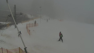 Skiareál Troják - Otočná kamera, svah A - 16.1.2026 v 13:30 Skiareál Troják - Otočná kamera, svah A - 16.1.2026 v 13:30