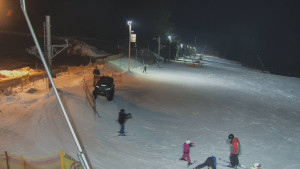 Skiareál Troják - Otočná kamera, svah A - 16.1.2026 v 19:00 Skiareál Troják - Otočná kamera, svah A - 16.1.2026 v 19:00