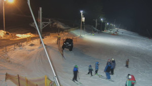 Skiareál Troják - Otočná kamera, svah A - 16.1.2026 v 19:30 Skiareál Troják - Otočná kamera, svah A - 16.1.2026 v 19:30