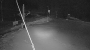 Skiareál Troják - Otočná kamera, svah A - 5.3.2026 v 00:30 Skiareál Troják - Otočná kamera, svah A - 5.3.2026 v 00:30