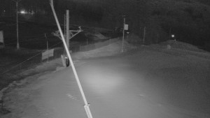 Skiareál Troják - Otočná kamera, svah A - 5.3.2026 v 05:30 Skiareál Troják - Otočná kamera, svah A - 5.3.2026 v 05:30