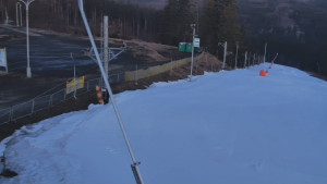 Skiareál Troják - Otočná kamera, svah A - 5.3.2026 v 06:00 Skiareál Troják - Otočná kamera, svah A - 5.3.2026 v 06:00