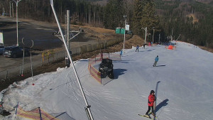 Skiareál Troják - Otočná kamera, svah A - 5.3.2026 v 10:00 Skiareál Troják - Otočná kamera, svah A - 5.3.2026 v 10:00