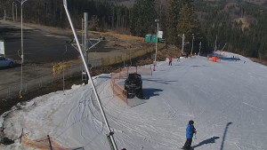 Skiareál Troják - Otočná kamera, svah A - 5.3.2026 v 11:00 Skiareál Troják - Otočná kamera, svah A - 5.3.2026 v 11:00