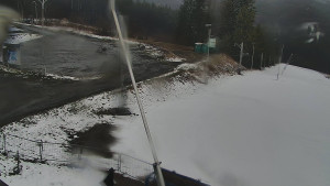 Skiareál Troják - Otočná kamera, svah A - 26.3.2026 v 15:00 Skiareál Troják - Otočná kamera, svah A - 26.3.2026 v 15:00