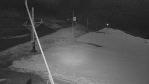 Skiareál Troják - Otočná kamera, svah A - 29.3.2026 v 06:00 Skiareál Troják - Otočná kamera, svah A - 29.3.2026 v 06:00