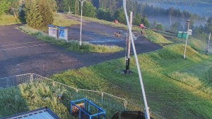 Skiareál Troják - Otočná kamera, svah A - 2.6.2026 v 05:30 Skiareál Troják - Otočná kamera, svah A - 2.6.2026 v 05:30