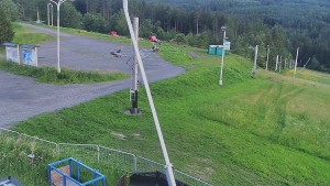 Skiareál Troják - Otočná kamera, svah A - 9.6.2026 v 05:00 Skiareál Troják - Otočná kamera, svah A - 9.6.2026 v 05:00