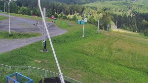 Skiareál Troják - Otočná kamera, svah A - 12.6.2026 v 10:00 Skiareál Troják - Otočná kamera, svah A - 12.6.2026 v 10:00
