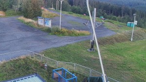 Skiareál Troják - Otočná kamera, svah A - 23.7.2026 v 05:30 Skiareál Troják - Otočná kamera, svah A - 23.7.2026 v 05:30