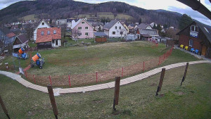 Skiareál Lázeňský vrch - Sjezdovka - 3.3.2024 v 14:04 Skiareál Lázeňský vrch - Sjezdovka - 3.3.2024 v 14:04