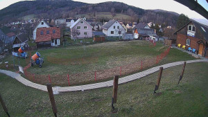 Skiareál Lázeňský vrch - Sjezdovka - 3.3.2024 v 17:04 Skiareál Lázeňský vrch - Sjezdovka - 3.3.2024 v 17:04