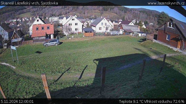 Skiareál Lázeňský vrch - Sjezdovka - 5.11.2024 v 12:00 Skiareál Lázeňský vrch - Sjezdovka - 5.11.2024 v 12:00