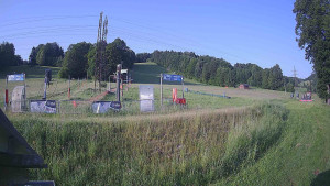 Skiareál Lázeňský vrch - Sjezdovka - 13.6.2025 v 07:04 Skiareál Lázeňský vrch - Sjezdovka - 13.6.2025 v 07:04