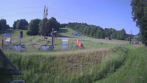 Skiareál Lázeňský vrch - Sjezdovka - 13.6.2025 v 09:04 Skiareál Lázeňský vrch - Sjezdovka - 13.6.2025 v 09:04