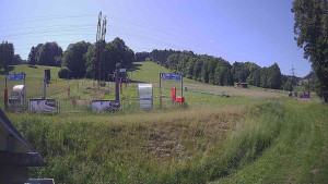 Skiareál Lázeňský vrch - Sjezdovka - 13.6.2025 v 11:04 Skiareál Lázeňský vrch - Sjezdovka - 13.6.2025 v 11:04