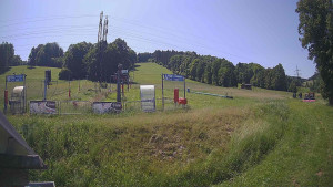 Skiareál Lázeňský vrch - Sjezdovka - 13.6.2025 v 12:04 Skiareál Lázeňský vrch - Sjezdovka - 13.6.2025 v 12:04