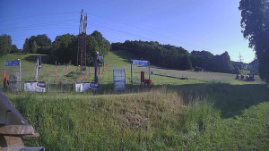 Skiareál Lázeňský vrch - Sjezdovka - 13.6.2025 v 18:04 Skiareál Lázeňský vrch - Sjezdovka - 13.6.2025 v 18:04