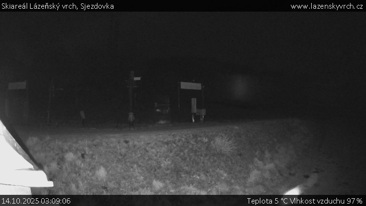 Skiareál Lázeňský vrch - Sjezdovka - 14.10.2025 v 03:09 Skiareál Lázeňský vrch - Sjezdovka - 14.10.2025 v 03:09