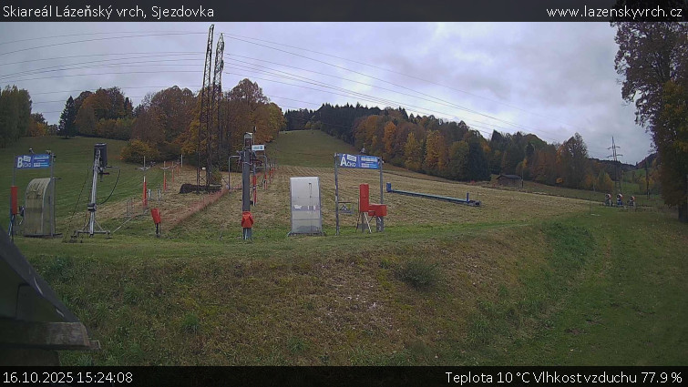 Skiareál Lázeňský vrch - Sjezdovka - 16.10.2025 v 15:24 Skiareál Lázeňský vrch - Sjezdovka - 16.10.2025 v 15:24
