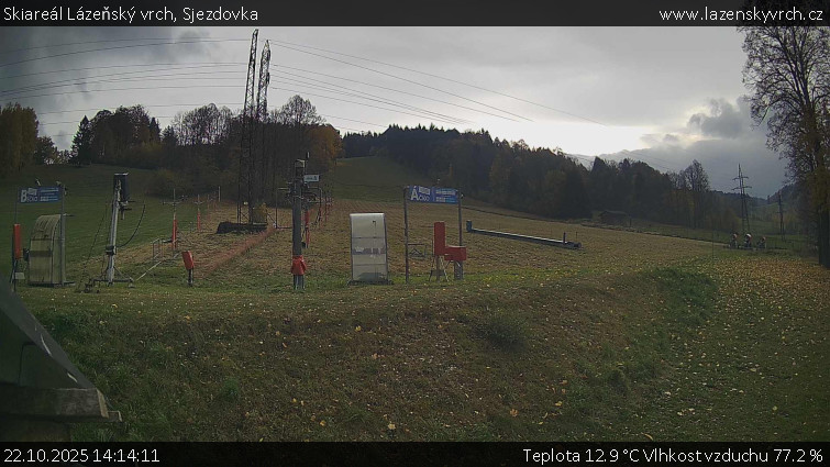 Skiareál Lázeňský vrch - Sjezdovka - 22.10.2025 v 14:14 Skiareál Lázeňský vrch - Sjezdovka - 22.10.2025 v 14:14