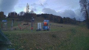 Skiareál Lázeňský vrch - Sjezdovka - 27.10.2025 v 06:44 Skiareál Lázeňský vrch - Sjezdovka - 27.10.2025 v 06:44