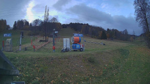 Skiareál Lázeňský vrch - Sjezdovka - 27.10.2025 v 06:54 Skiareál Lázeňský vrch - Sjezdovka - 27.10.2025 v 06:54
