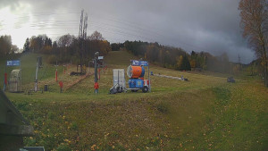 Skiareál Lázeňský vrch - Sjezdovka - 27.10.2025 v 08:19 Skiareál Lázeňský vrch - Sjezdovka - 27.10.2025 v 08:19