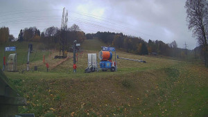 Skiareál Lázeňský vrch - Sjezdovka - 27.10.2025 v 08:54 Skiareál Lázeňský vrch - Sjezdovka - 27.10.2025 v 08:54