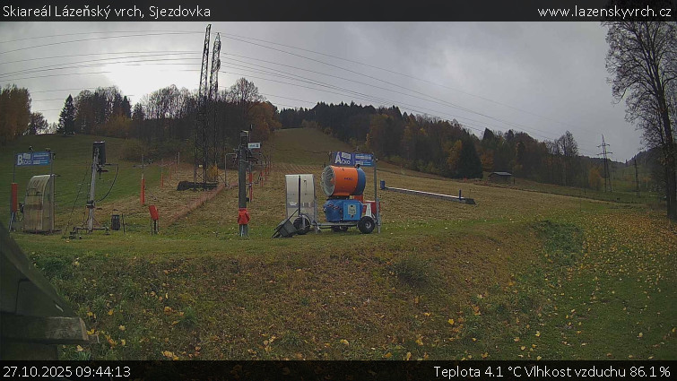 Skiareál Lázeňský vrch - Sjezdovka - 27.10.2025 v 09:44 Skiareál Lázeňský vrch - Sjezdovka - 27.10.2025 v 09:44