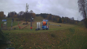 Skiareál Lázeňský vrch - Sjezdovka - 27.10.2025 v 09:49 Skiareál Lázeňský vrch - Sjezdovka - 27.10.2025 v 09:49