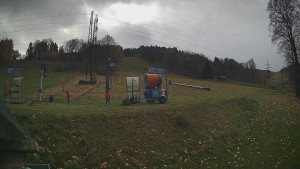 Skiareál Lázeňský vrch - Sjezdovka - 27.10.2025 v 10:29 Skiareál Lázeňský vrch - Sjezdovka - 27.10.2025 v 10:29