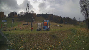 Skiareál Lázeňský vrch - Sjezdovka - 27.10.2025 v 10:39 Skiareál Lázeňský vrch - Sjezdovka - 27.10.2025 v 10:39