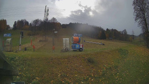 Skiareál Lázeňský vrch - Sjezdovka - 27.10.2025 v 13:09 Skiareál Lázeňský vrch - Sjezdovka - 27.10.2025 v 13:09