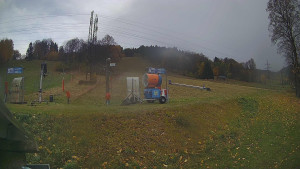 Skiareál Lázeňský vrch - Sjezdovka - 27.10.2025 v 13:14 Skiareál Lázeňský vrch - Sjezdovka - 27.10.2025 v 13:14