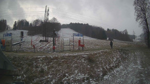 Skiareál Lázeňský vrch - Sjezdovka - 24.11.2025 v 08:09 Skiareál Lázeňský vrch - Sjezdovka - 24.11.2025 v 08:09