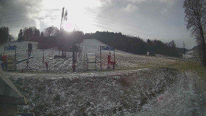 Skiareál Lázeňský vrch - Sjezdovka - 24.11.2025 v 11:39 Skiareál Lázeňský vrch - Sjezdovka - 24.11.2025 v 11:39