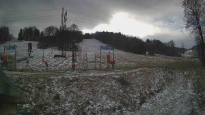 Skiareál Lázeňský vrch - Sjezdovka - 24.11.2025 v 12:34 Skiareál Lázeňský vrch - Sjezdovka - 24.11.2025 v 12:34