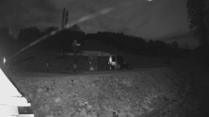 Skiareál Lázeňský vrch - Sjezdovka - 7.12.2025 v 01:34 Skiareál Lázeňský vrch - Sjezdovka - 7.12.2025 v 01:34