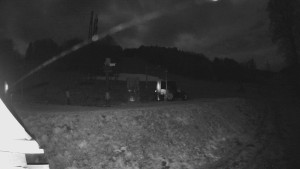 Skiareál Lázeňský vrch - Sjezdovka - 7.12.2025 v 01:54 Skiareál Lázeňský vrch - Sjezdovka - 7.12.2025 v 01:54