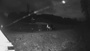 Skiareál Lázeňský vrch - Sjezdovka - 7.12.2025 v 02:34 Skiareál Lázeňský vrch - Sjezdovka - 7.12.2025 v 02:34